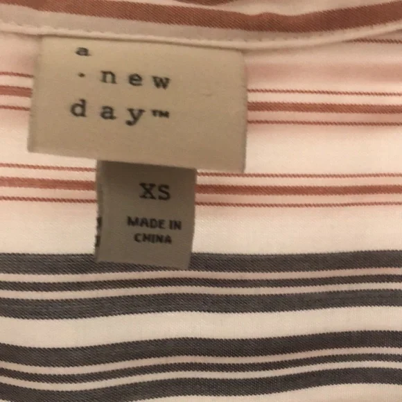 3/$15 SALE A-New Day Short Sleeve Gray, Cream, Brown Shirt - Picture 4 of 5